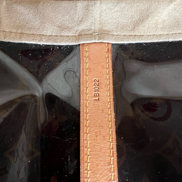 Louis Vuitton rare Cruise collection Ambre Gm with torrid handles - Picture 12 of 12